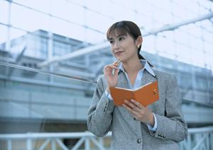 個性的なファッションを楽しむ!古着屋で見つけるおしゃれアイテムの選び方ガイド